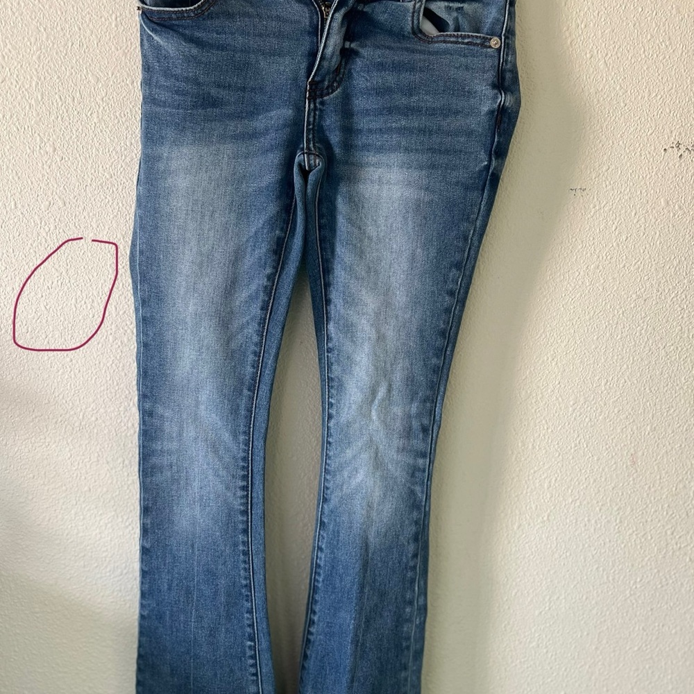 Elegant Indigo Women's Straight Leg Jeans